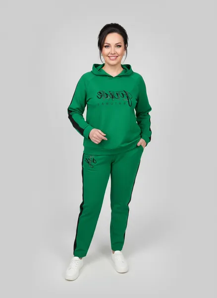 Спортивный костюм "Изумрудная энергия"